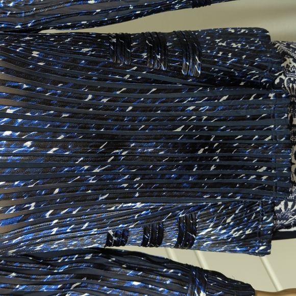 TRAVELER'S COLLECTION BY CHICO'S SIZE 1 - Picture 3 of 10